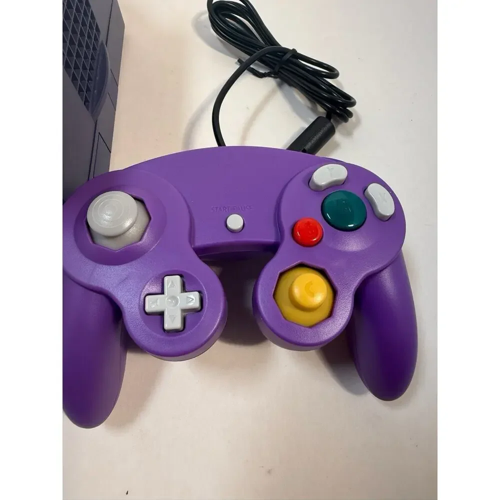 Nintendo Gamecube Purple Console Purple Controller AC AV Bundle NTSC-U/C A